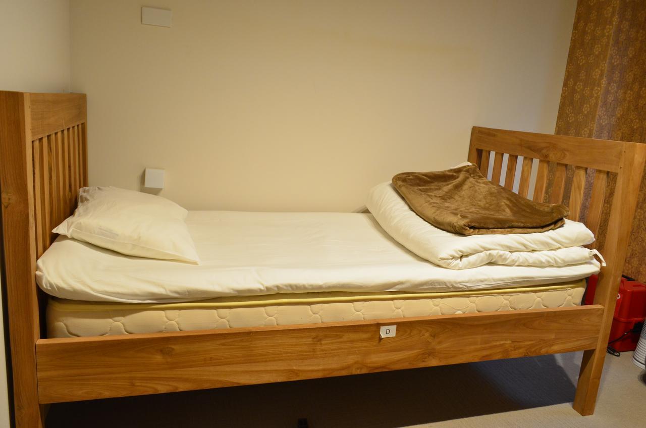 Yadokari Namba Hostel Oszaka Kültér fotó