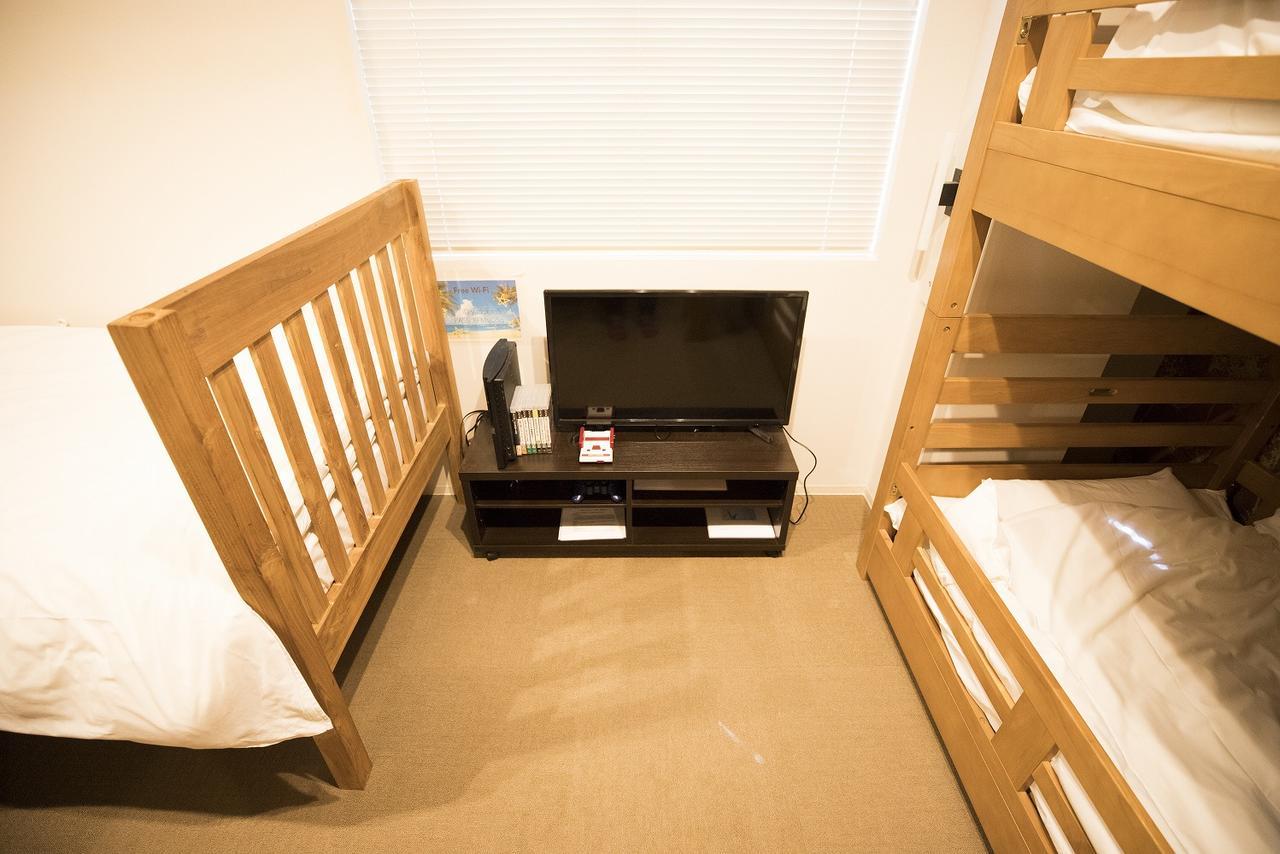 Yadokari Namba Hostel Oszaka Kültér fotó