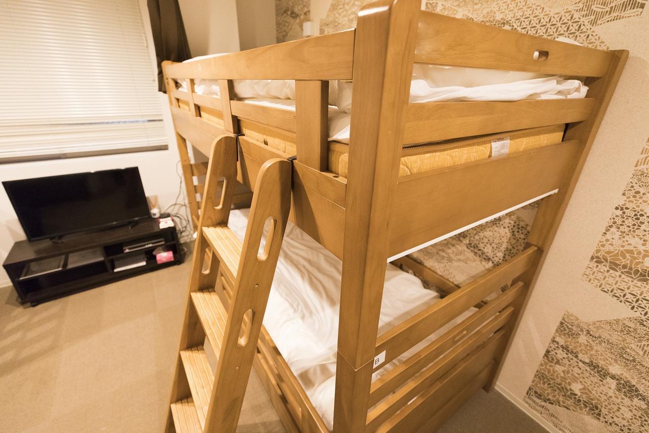Yadokari Namba Hostel Oszaka Kültér fotó