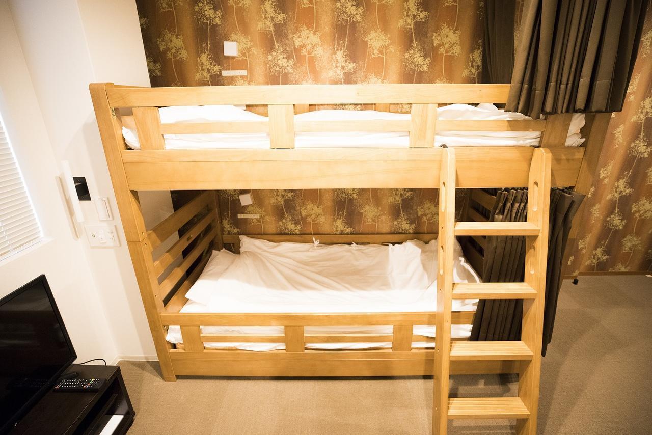 Yadokari Namba Hostel Oszaka Kültér fotó