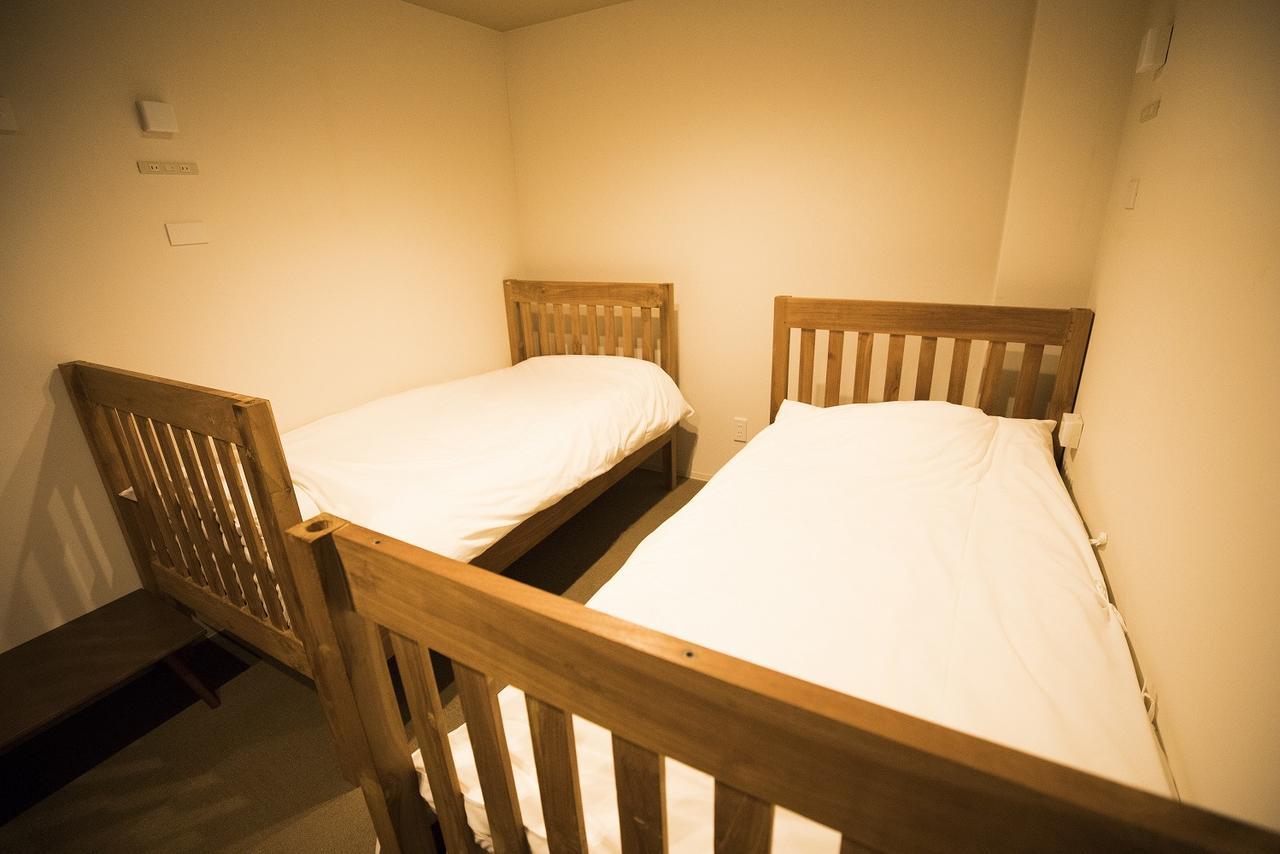 Yadokari Namba Hostel Oszaka Kültér fotó